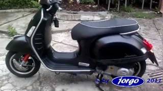 Vespa GTS 300 Super Sport REMUS SOUND [upl. by Hylton]