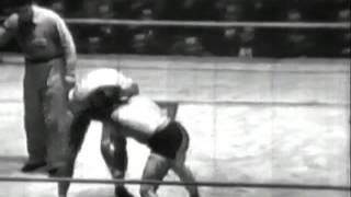 Jim Londos vs Bronko Nagurski Championship Wrestling match November 18 1938 [upl. by Nospmas]