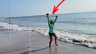 How To Cast A Surf Fishing Rod For Distance amp Accuracy [upl. by Aicilec]